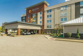 La Quinta by Wyndham Cleveland Airport West